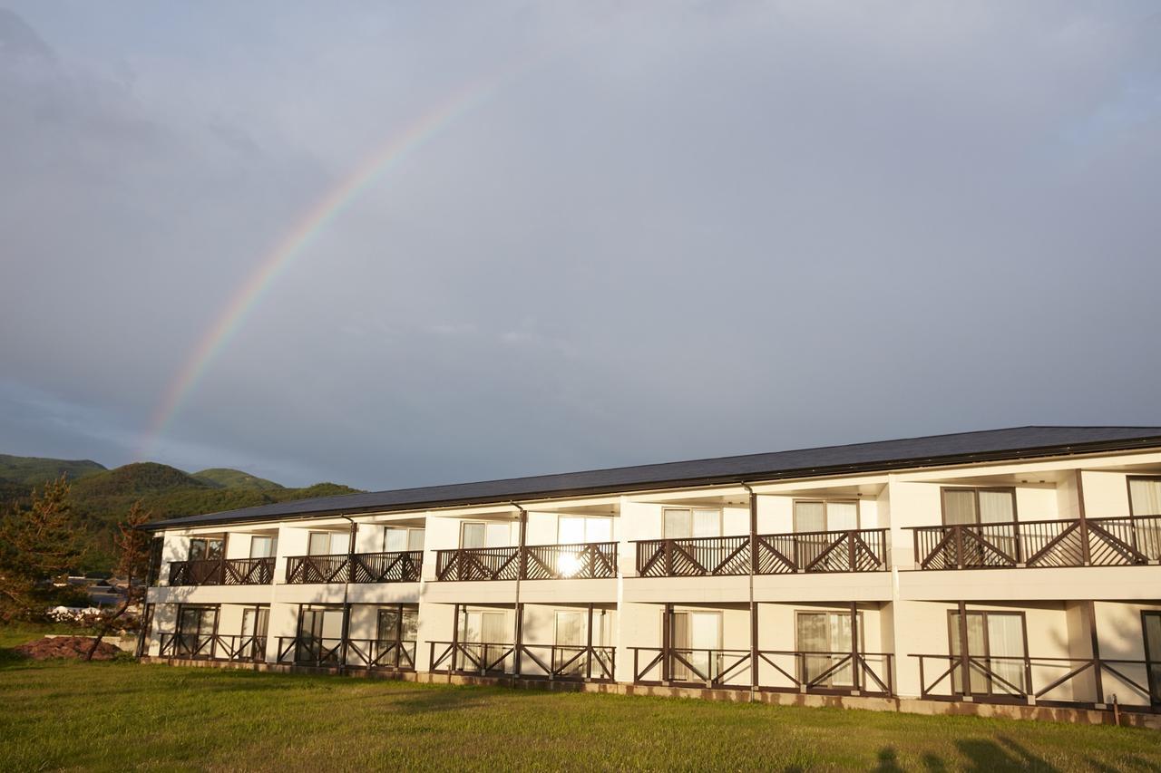 Hotel Familio Sadoaikawa Kültér fotó